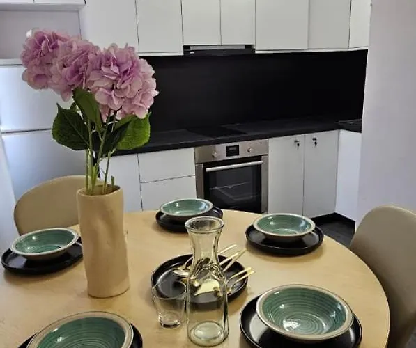 Blloku Appartement *